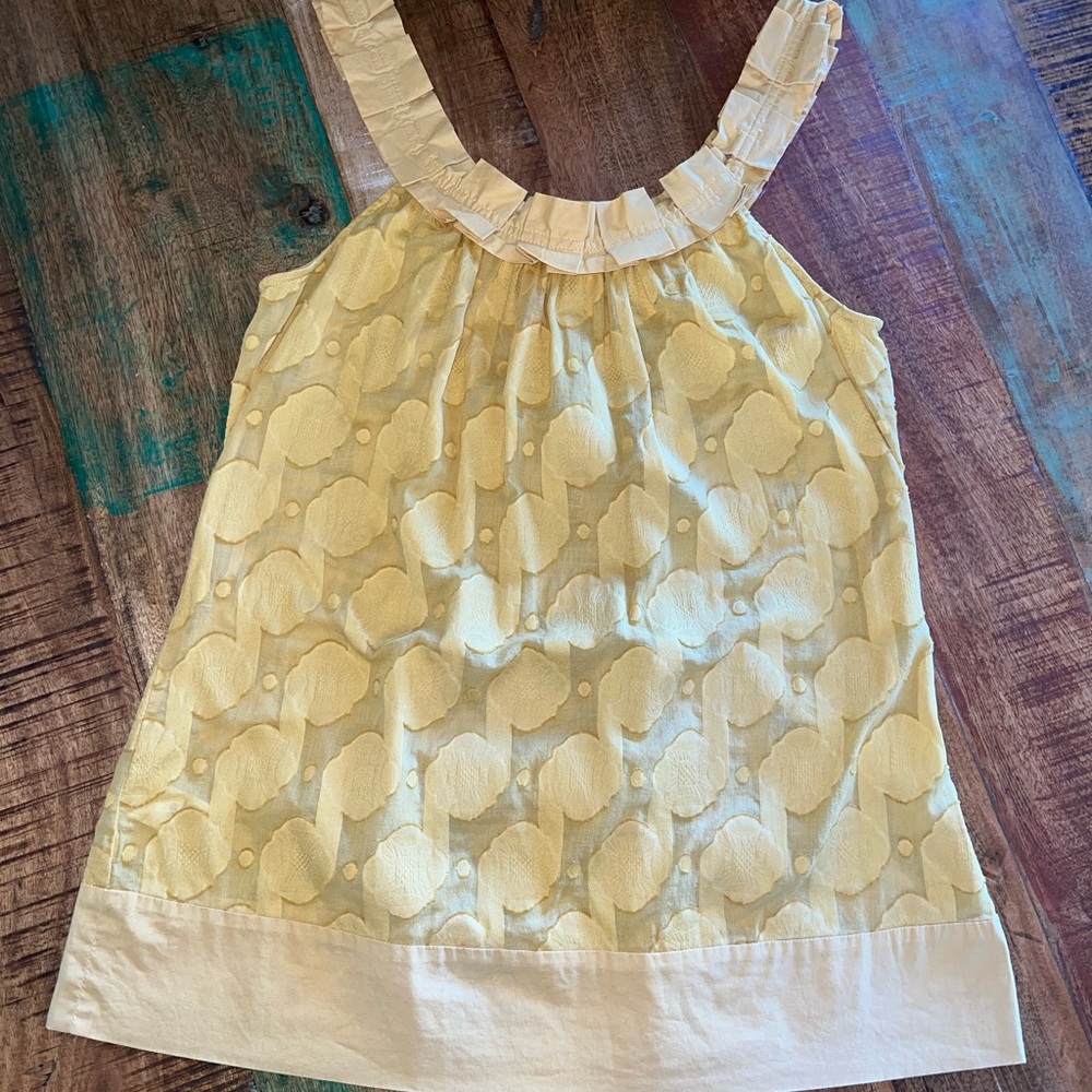 BCBG yellow polka dot sleeveless top. SZ. M - Picture 2 of 12